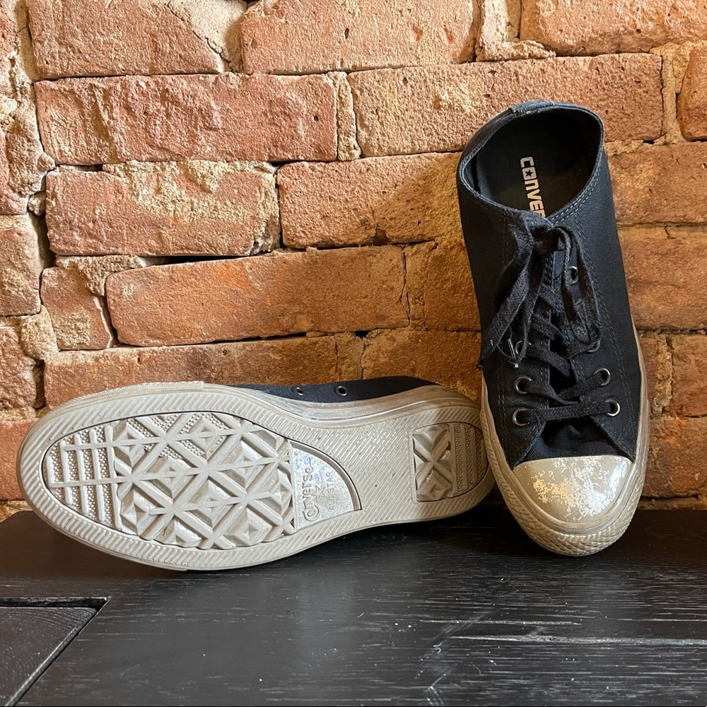 Converse Low Tops, Black with Silver Metallic - Picture 3 of 6